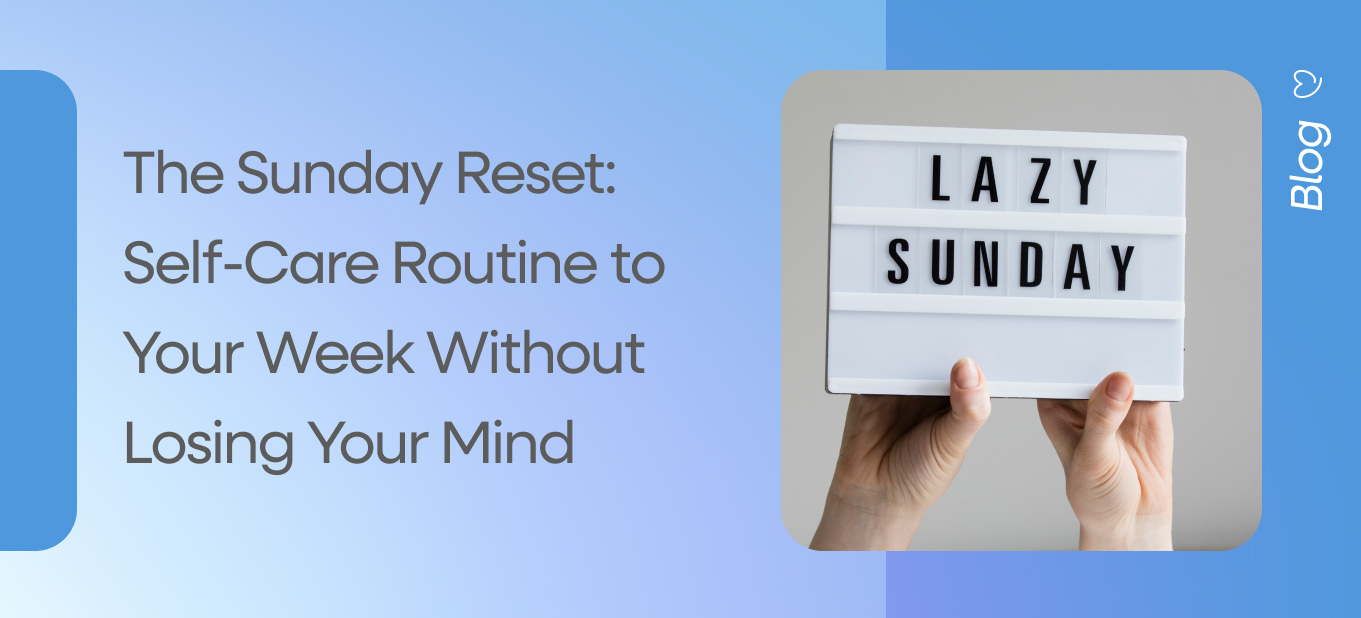 Hands holding a lightbox sign that reads ‘Lazy Sunday,’ symbolizing a calm and restorative Sunday reset.